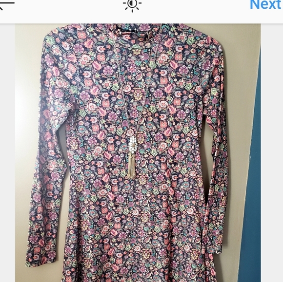 ADORABLE FLORAL MOCK NECK SHIFT DRESS🌾 - Picture 2 of 8